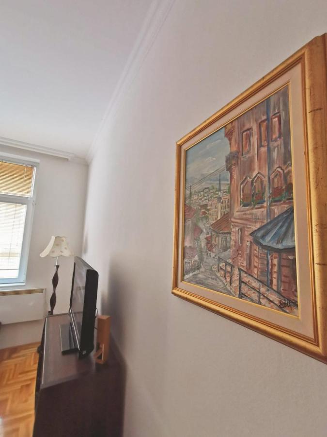 Centrum Sarajevo Bagian luar foto